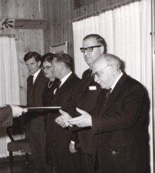 Din diplomație în ringul licitațiilor: Artmark scoate la vânzare colecția primului ambasador al României în Israel