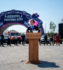 Beach, Please!, cel mai mare festival din Europa, dă startul celei de a 5-a ediții și deschide porțile stațiunii NIBIRU